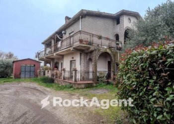 Facciata - Villa Sudano, Vignanello VT, Vignanello - photo 2