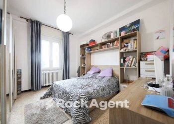 Camera da letto - Appartamento corso Don Orione, 126, Tortona - foto 2