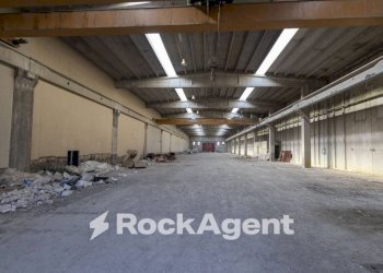 Magazzino - Shed strada Statale 107 Silana Crotonese, Crotone - photo 13