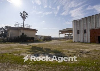 Terreno - Shed strada Statale 107 Silana Crotonese, Crotone - photo 18