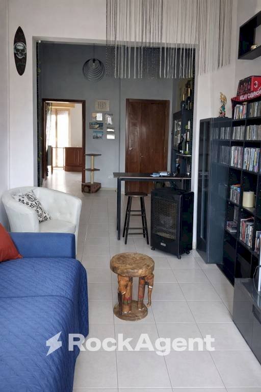 Salone - Three-room apartment via Primitivo A., 51, Galatone - photo 1