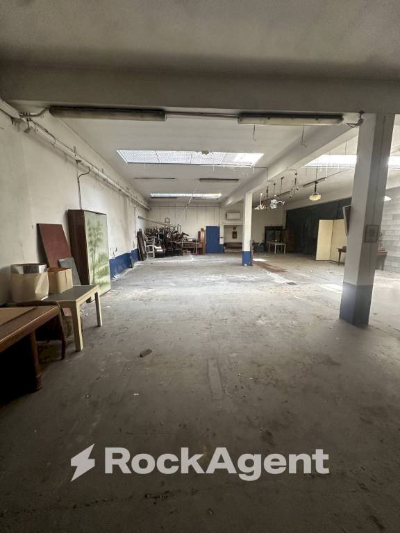 Magazzino - Garage - Autosilos - Parcheggio piazza L. Perosi, Alessandria - foto 2