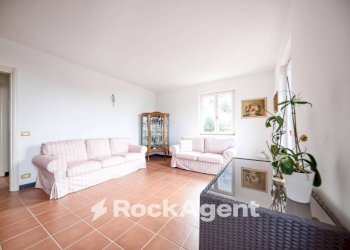 Salone - Appartamento Frazione San Bartolomeo, Sori - foto 9