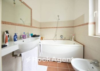 Bagno - Appartamento Frazione San Bartolomeo, Sori - foto 20