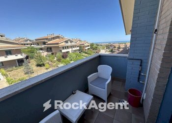 Terrazzo - Two-room apartment via Levante, 32, Città Sant'Angelo - photo 3