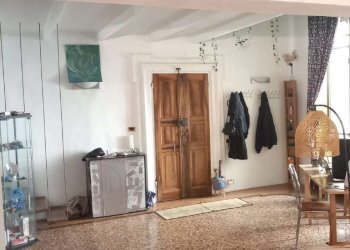 ingresso - Appartamento strada Maggiore, Bologna (zona Centro Storico) - foto 1