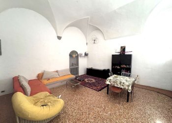 soggiorno - Appartamento strada Maggiore, Bologna (zona Centro Storico) - foto 6