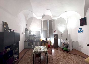 soggiorno - Appartamento strada Maggiore, Bologna (zona Centro Storico) - foto 9