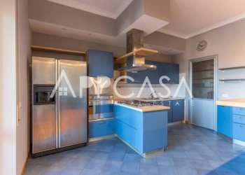 Cucina - Trilocale via Costantiniana, 8, Roma - foto 8