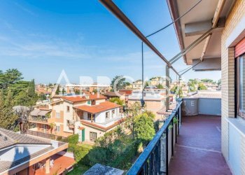 Balcone - Three-room apartment via Costantiniana, 8, Roma - photo 19