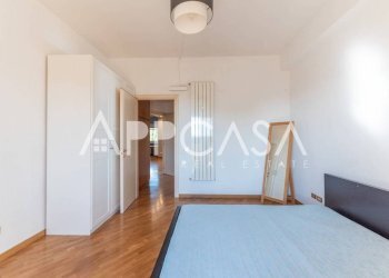 Camera da letto - Three-room apartment via Costantiniana, 8, Roma - photo 29