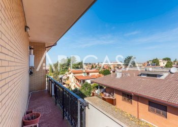 Balcone - Three-room apartment via Costantiniana, 8, Roma - photo 32