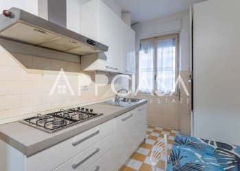 Cucina - Bilocale via Lucrino, 41, Roma - foto 10