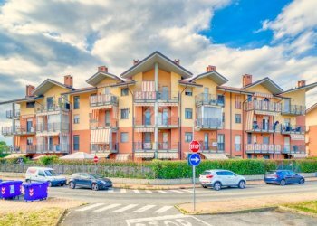 Appartamento Vicolo Sacra S. Michele, Orbassano - foto 1