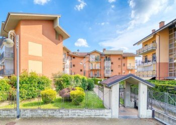 Appartamento Vicolo Sacra S. Michele, Orbassano - foto 2