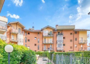 Appartamento Vicolo Sacra S. Michele, Orbassano - foto 3