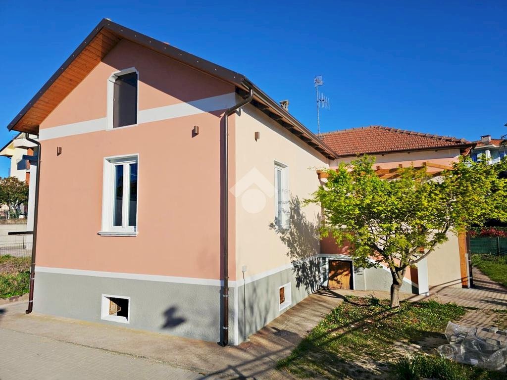 Independent house Via strusiglia, Ivrea - photo 2