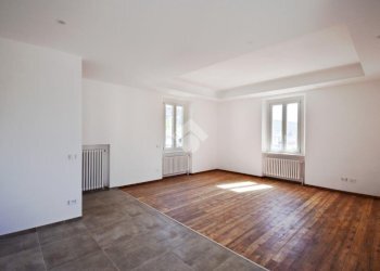 Casa indipendente Via strusiglia, Ivrea - foto 12