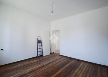 Casa indipendente Via strusiglia, Ivrea - foto 17