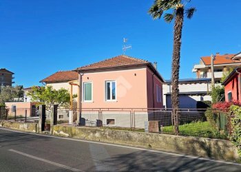 Casa indipendente Via strusiglia, Ivrea - foto 32