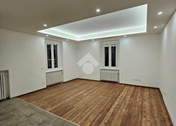 Casa indipendente Via strusiglia, Ivrea - foto 13