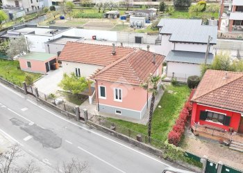 Casa indipendente Via strusiglia, Ivrea - foto 35