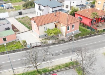 Casa indipendente Via strusiglia, Ivrea - foto 36