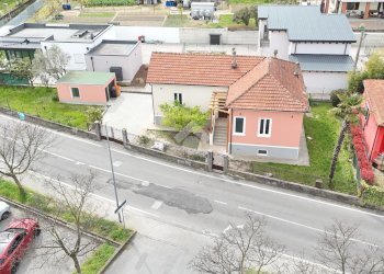 Casa indipendente Via strusiglia, Ivrea - foto 37