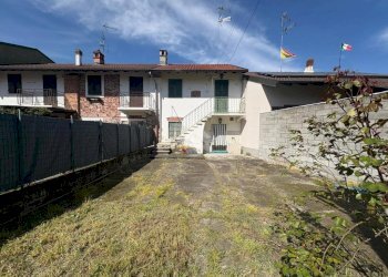 Casa semi indipendente Corso Insurrezione, Gravellona Lomellina - foto 1