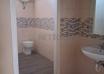 WhatsApp Image 2026-04-02 at 11.23.112.jpeg - Locale Commerciale Via Guglielmo Marconi, Marcianise - foto 6