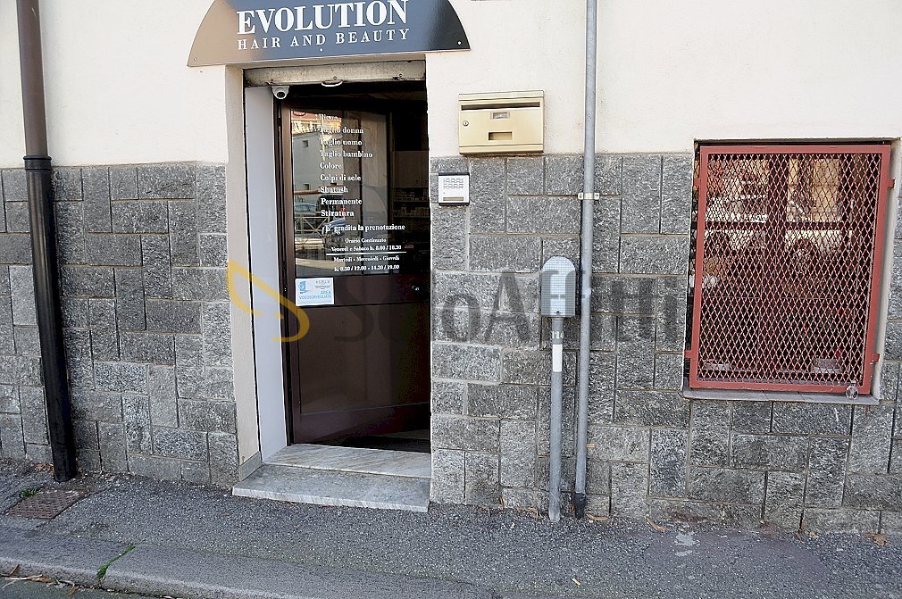INGRESSO - Locale Commerciale Via Cavour 69, Settimo Torinese - foto 2