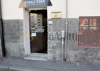 INGRESSO - Locale Commerciale Via Cavour 69, Settimo Torinese - foto 2