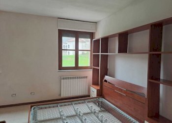 camera da letto - Two-room apartment Strada Valle 82, Medesano - photo 10