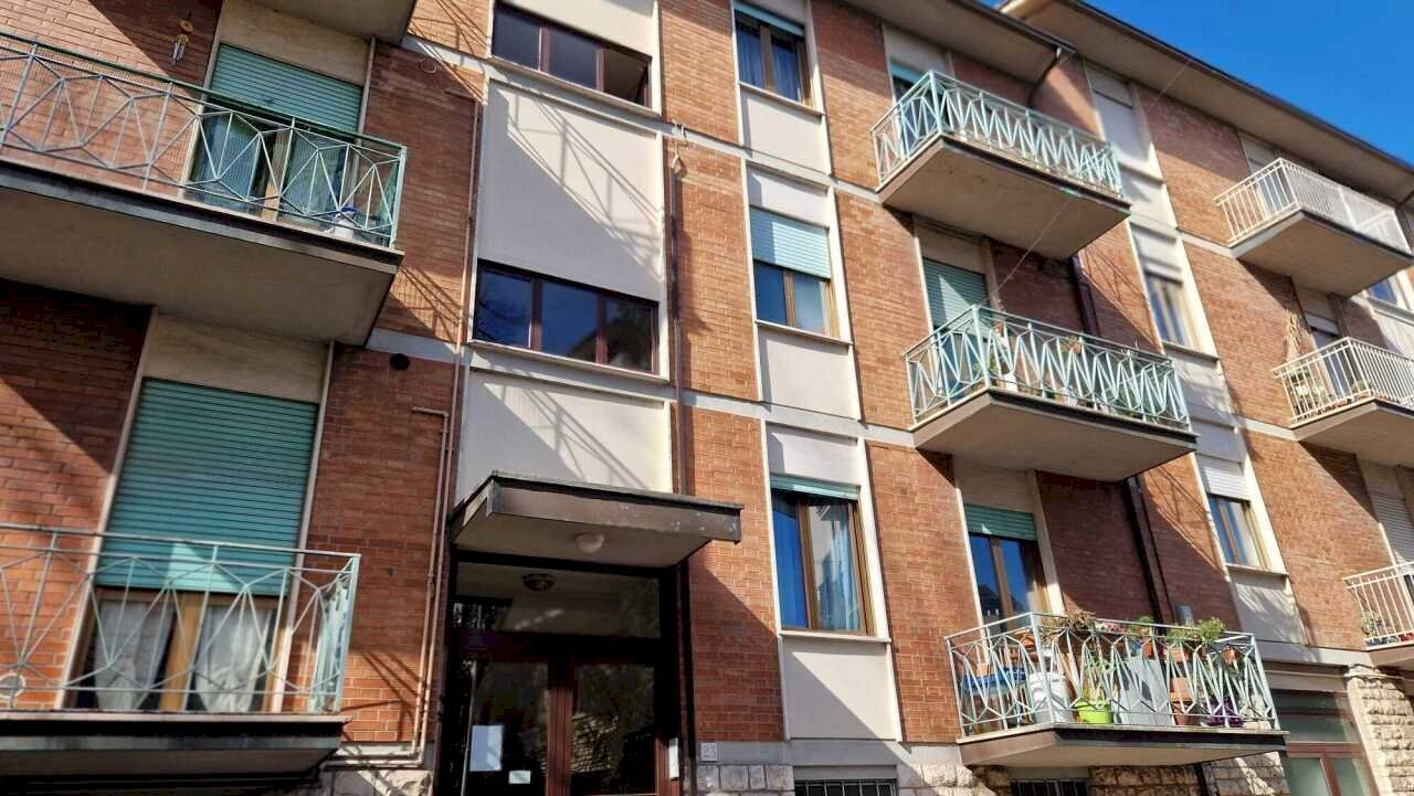 facciata - Trilocale Via Sacchetti 9, Perugia - foto 2