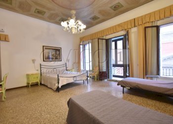 Camera - Appartamento Campo San Bortolomio 5396, Venezia (zona Cannaregio) - foto 10