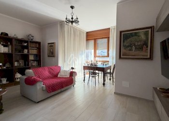 MS88_pentalocale in vendita con posto auto gia\' ar - Apartment Aulla - photo 5