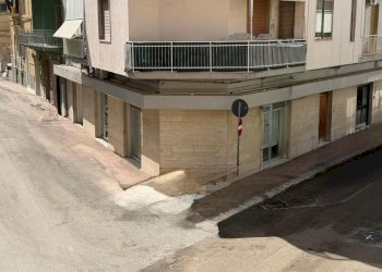 prospetto esterno - Locale Commerciale Via Luigi Finamore Pepe 29, Monopoli - foto 1