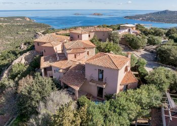 DJI_20251105110638_0016_D_3.jpg - Casa indipendente Arzachena - foto 6