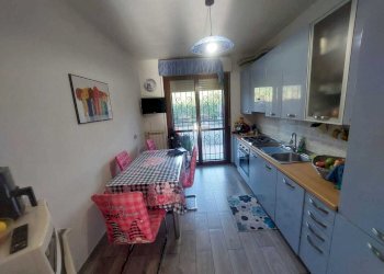 cucina - Four-room apartment Via della Quercia, Vaiano - photo 9