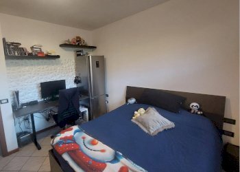 camera da letto - Four-room apartment Via della Quercia, Vaiano - photo 21