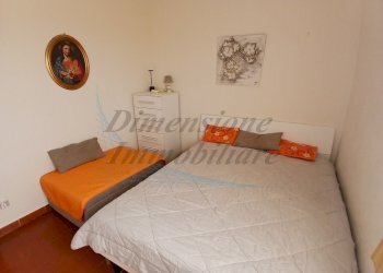 Camera matr..jpg - Two-room apartment Rosignano Marittimo - photo 4