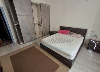 Camera matr..jpg - Three-room apartment via Cavour 6, Rosignano Marittimo - photo 7