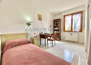 photo_2026-04-01_22-59-49.jpg - Four-room apartment Via Vittorio Veneto 18, Castagneto Carducci - photo 26