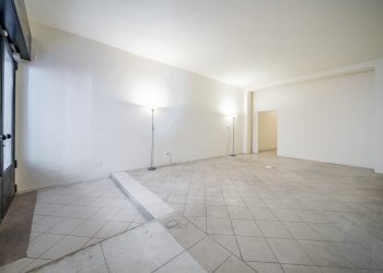 Foto-20.jpg - Ufficio Via dell'Abbadia 4b, Bologna (zona Centro Storico) - foto 5