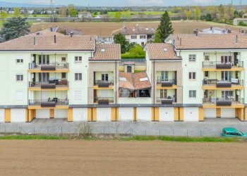 Trilocale Vicolo Ivo Cobianchi, Parma - foto 2