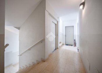 Trilocale Vicolo Ivo Cobianchi, Parma - foto 7