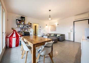 Trilocale Vicolo Ivo Cobianchi, Parma - foto 9