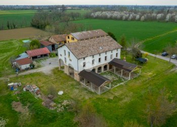 Rustico Via Carlo Darwin, Reggio nell'Emilia - foto 1