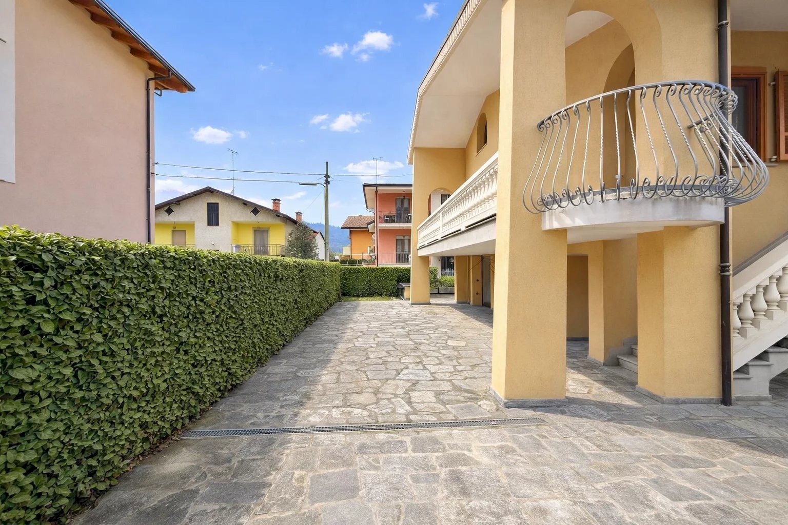 Villa a Schiera Via della Repubblica, Roccavione - foto 2