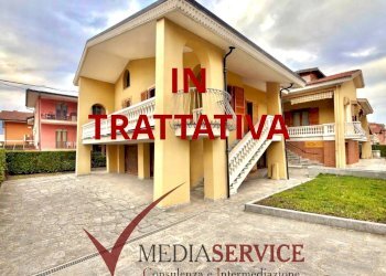 Villa a Schiera Via della Repubblica, Roccavione - foto 1